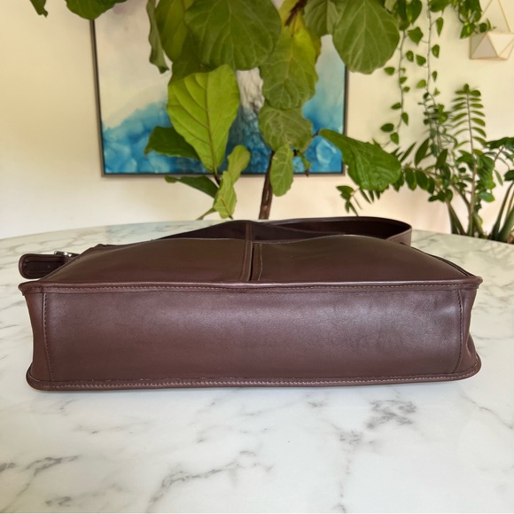 COACH Vintage Full Flap Messenger Laptop Bag Mahogany Brown Leather 5206 - Picture 5 of 16